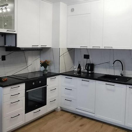 Appartamento Cicha Przystan Apartament Regata Garaz W Cenie Kołobrzeg Esterno foto