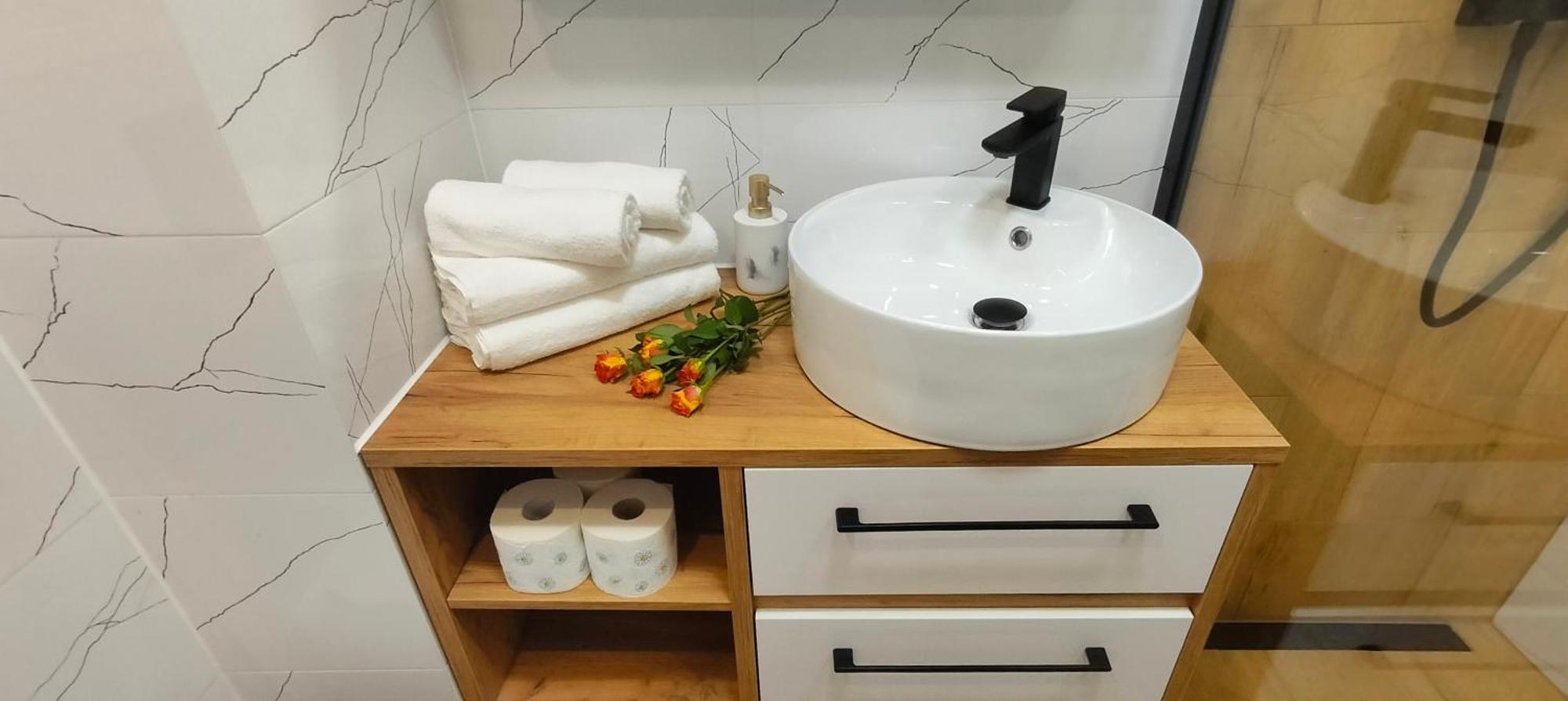 Appartamento Cicha Przystan Apartament Regata Garaz W Cenie Kołobrzeg Esterno foto